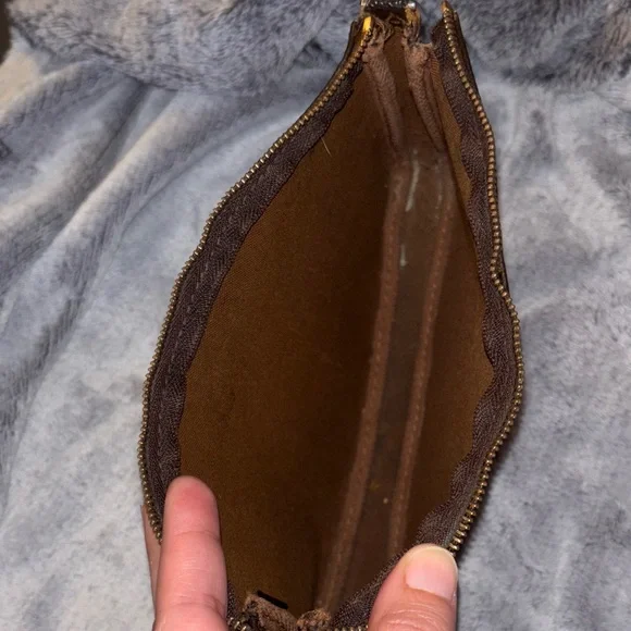 Louis Vuitton Monogram Pouchette Accessories - Picture 6 of 14